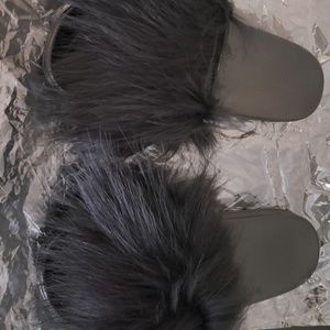 Women's Furry Slippers